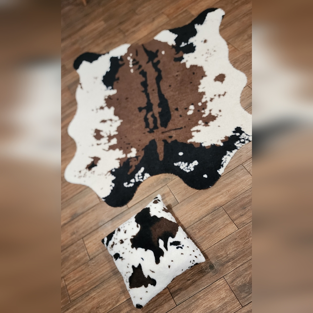 Cowhide Faux Rug and Pillow Set